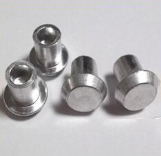 平头半空心铆钉2